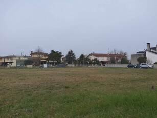 Terreno edificabile in Vendita a Ceregnano