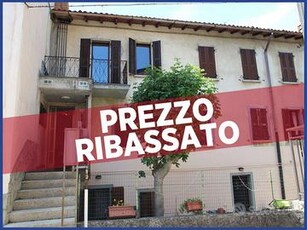 TRILOCALE PRIMO ULTIMO PIANO CON BALCONI E RIPOSTI