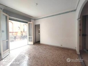 Trivani con Terrazzino zona Borgo (9369ra29018c)