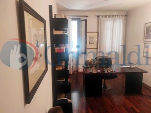Ufficio in Affitto ad Padova - 650 Euro