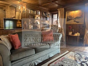 Vacanza in Appartamento ad Cortina D`ampezzo - 3000000 Euro