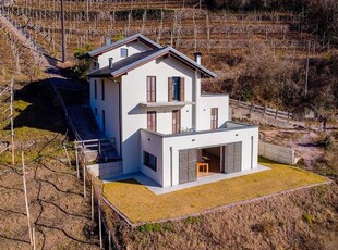 Villa in Vendita a Cembra Lisignago Cembra - Centro