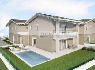 Villa in Vendita a Lonato del Garda