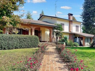 Villa in Vendita a Medolla