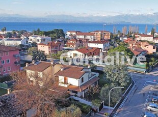 Villa in Vendita a Sirmione Colombare