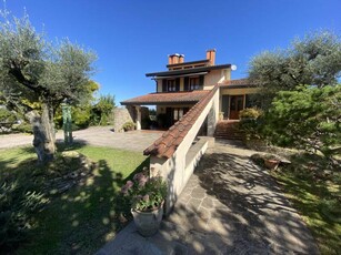 Villa in Vendita a Veggiano Veggiano