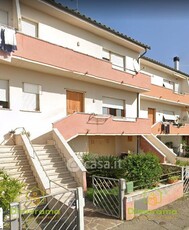 Villa in Vendita in Via Collodi 23 a Montopoli in Val d'Arno