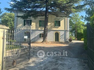 Villa in Vendita in Via della Serra a Santa Luce