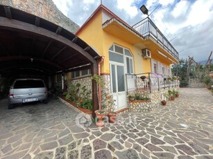 Villa in Vendita in Via Don Luigi Sturzo a Carini