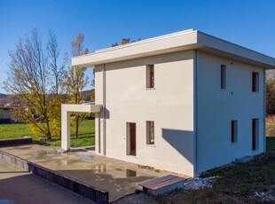 Villa nuova a Moniga del Garda - Villa ristrutturata Moniga del Garda