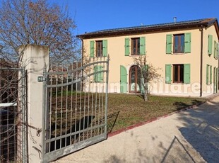 Villa nuova a San Felice sul Panaro - Villa ristrutturata San Felice sul Panaro