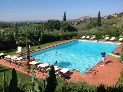 Agriturismo 'Borgo Dolci Colline Spa Limonaia' con piscina in comune, Wi-Fi e aria condizionata