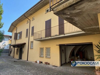 villa indipendente in vendita a Palazzolo sull'Oglio