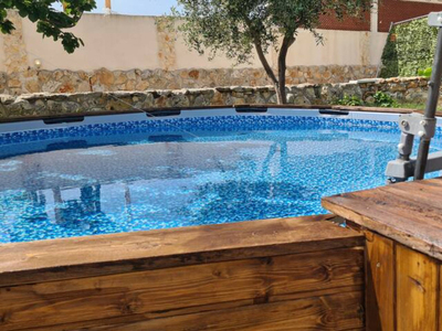 Casa vacanze 'La Casetta Del Pescatore' con piscina condivisa, Wi-Fi e aria condizionata