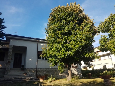 Casa indipendente con giardino, Santa Maria a Monte ponticelli