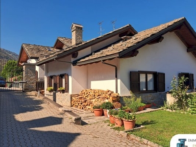 Vendita Villa loc. Grand Pollein, Pollein