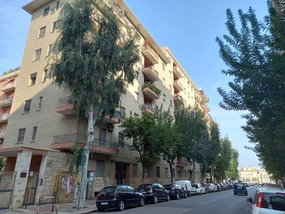 Appartamento in vendita a Bari, Viale Antonio Salandra , 3 - Bari, BA