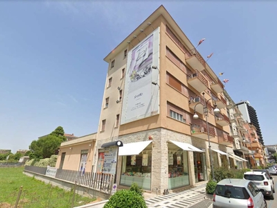 Appartamento in Via Aldo Moro 60, Frosinone, 5 locali, 1 bagno, 132 m²