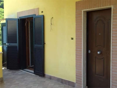 Appartamento in Via castellone, Ceccano, 5 locali, 3 bagni, 155 m²