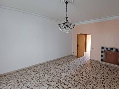 Appartamento in VIA DELL'AURICOLA, Amaseno, 8 locali, 1 bagno, 160 m²