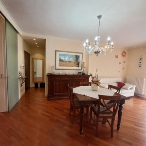 Appartamento in Via Guglielmo Oberdan, Servigliano, 65 locali, 1 bagno