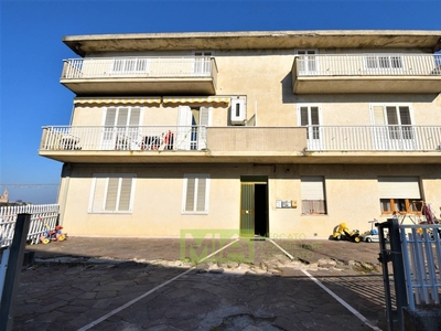 Appartamento in Via San Biagio, Monte San Pietrangeli, 6 locali