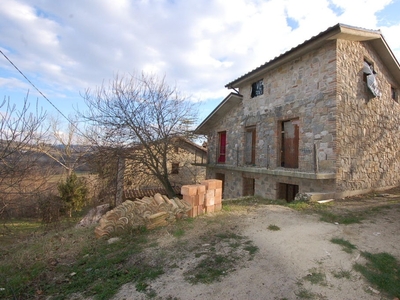Casa indipendente in Ciaraglia, Amandola, 9 locali, 2 bagni, 205 m²