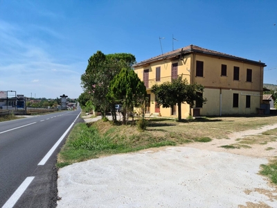 Casa indipendente in Via Casilina S.s. 6 Contrada Quarticciolo, Alatri