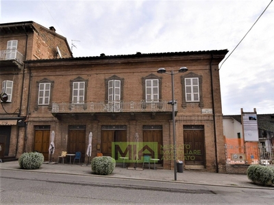 Casa indipendente in Via Cesare Battisti, Amandola, 14 locali, 3 bagni