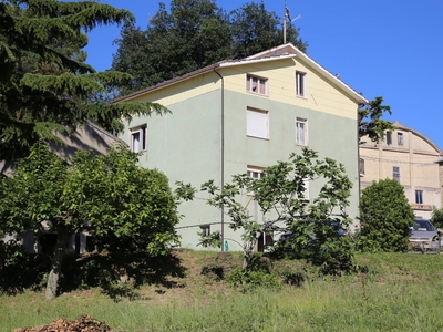 Casa indipendente in Via del sole, Montappone, 10 locali, 2 bagni
