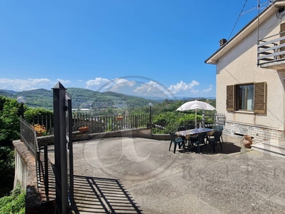 Casa indipendente in Via Morroni, Arpino, 12 locali, 2 bagni, 220 m²
