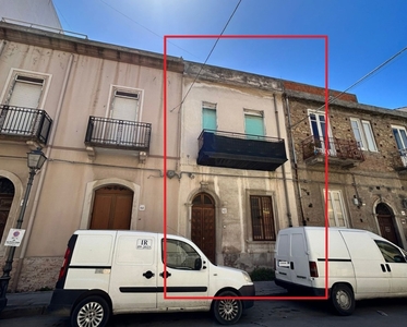 Casa indipendente in Via REGINA MARGHERITA 62, 5 locali, 2 bagni