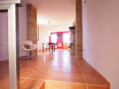 Casa indipendente in Viale cavour, Corridonia, 8 locali, 1 bagno