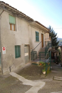 Casa indipendente in Villa salvi, Amandola, 4 locali, 1 bagno, 100 m²