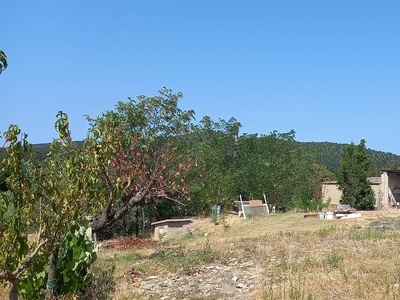 Colonica da ristrutturare in zona Ponteginori a Montecatini Val di Cecina