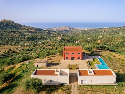 Prestigiosa villa di 480 mq in vendita, Termini Imerese, Italia