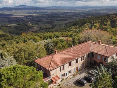 Lussuoso casale in vendita via della casa di belverde, Cetona, Siena, Toscana