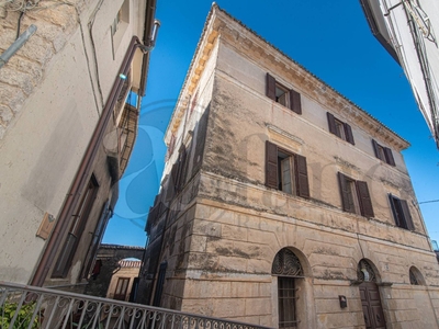 Palazzo in Via Roma, Trivigliano, 6 locali, 4 bagni, 450 m² in vendita