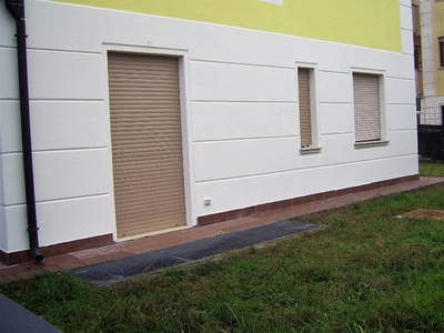 Quadrilocale a Mantova, 1 bagno, 95 m², riscaldamento autonomo