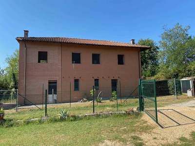 Rustico in Via Colle Tassetano snc, Ceprano, 5 locali, 2 bagni, 140 m²