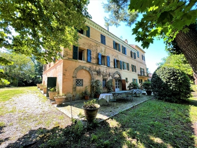 Villa a Fermo, 10 locali, 4 bagni, giardino privato, con box, 500 m²