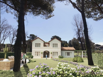 Villa a Massa, 7 locali, 3 bagni, giardino privato, posto auto, 180 m²