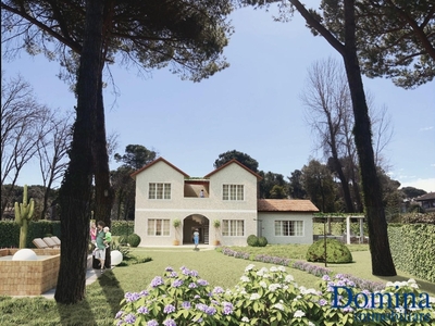 Villa a Massa, 7 locali, 3 bagni, giardino privato, posto auto, 180 m²