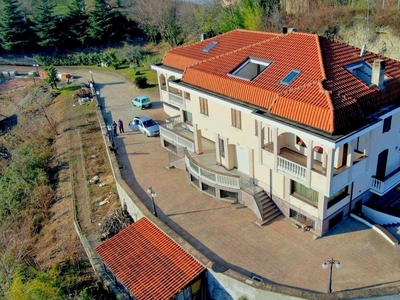 Villa in vendita a Gassino Torinese