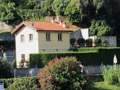 Villa in Via di Francia 7, Arenzano, 5 locali, 2 bagni, posto auto