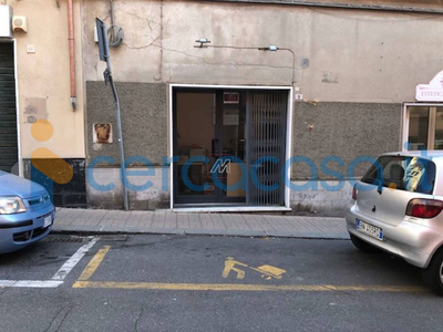 Negozio in affitto in Via De Nicolay, Genova