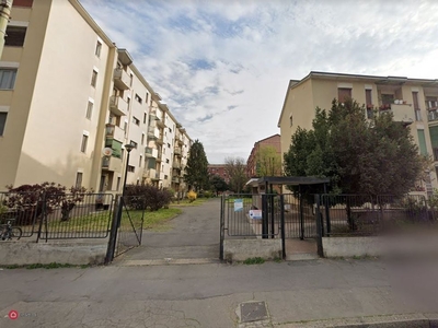 Appartamento in Vendita in Via Console Marcello 38 a Milano