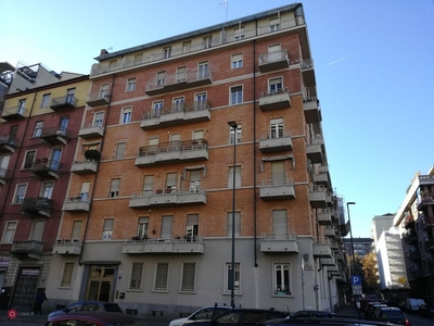Appartamento in Vendita in Via Enrico Cialdini 25 a Torino