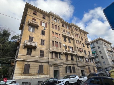 Appartamento in Vendita in Via Fereggiano 8 a Genova