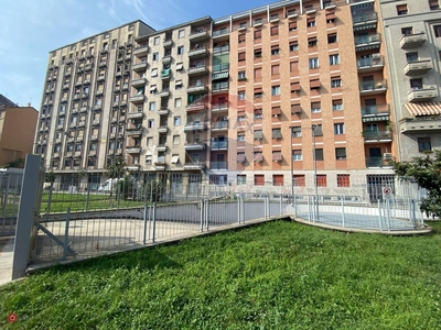 Appartamento in Vendita in Via Giovanni Battista Sammartini 35 a Milano
